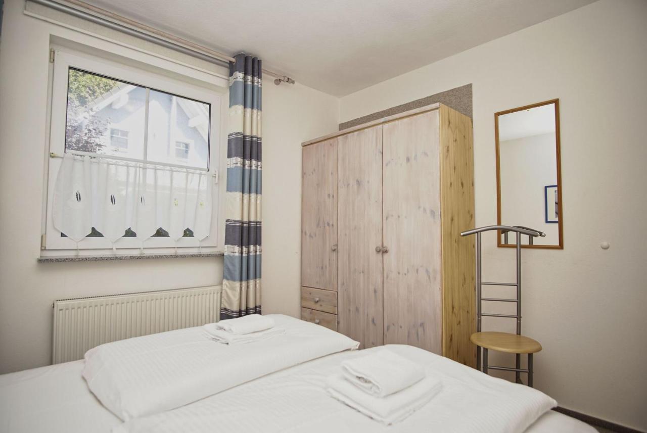 גוהרן Nah Am Meer, Ruhige Lage, Gratis Nutzung Vom Ahoi Erlebnisbad Und Sauna In Sellin - Haus Inselblick Fewo 01 מראה חיצוני תמונה